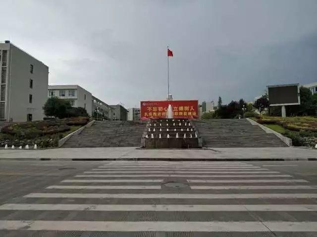 ͥ���������У Эͬ��Ϲ�չ��ò